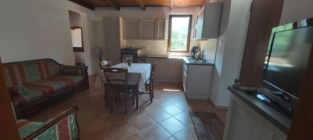 Casa Vacanza Tortorici ภายนอก รูปภาพ