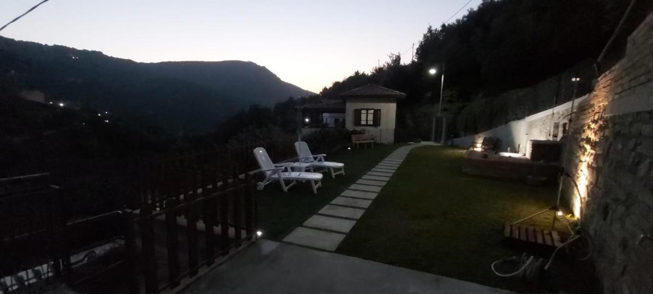 Casa Vacanza Tortorici ภายนอก รูปภาพ
